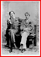 Oscar Wilde junto a Lord Alfred Douglas